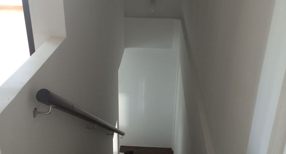 For sale 3 bedrooms townhouse in Bang Khen, Bangkok