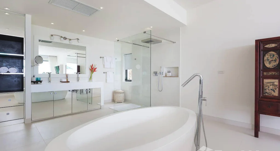 For sale 4 bedrooms house in Ko Samui, Surat Thani