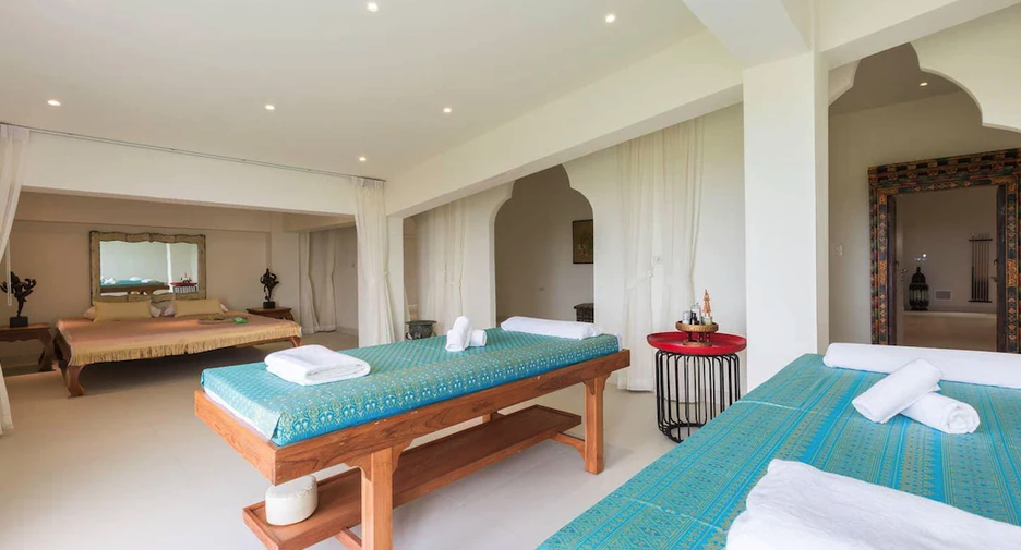 For sale 4 bedrooms house in Ko Samui, Surat Thani