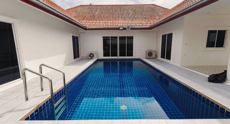 For rent 4 bedrooms house in Bang Lamung, Chonburi