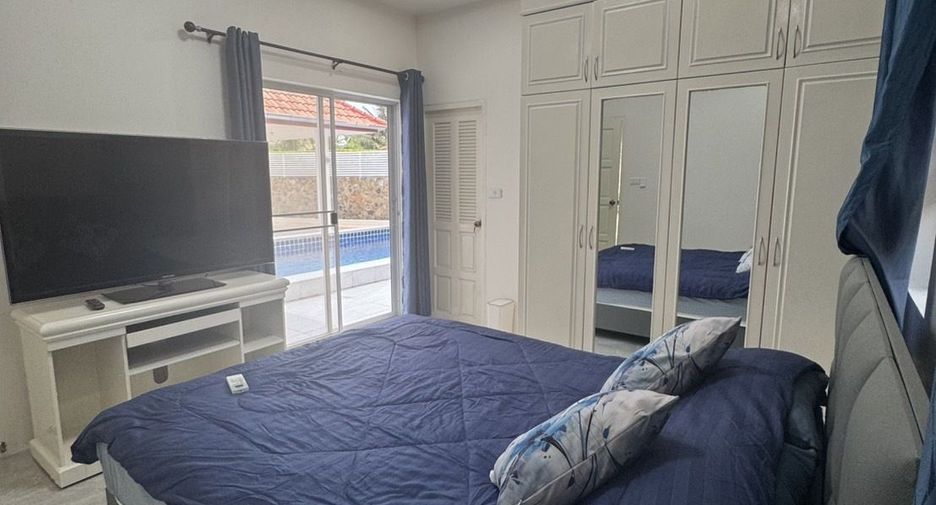 For rent 4 bedrooms house in Bang Lamung, Chonburi