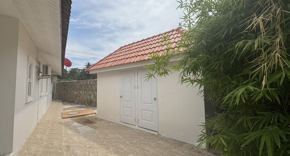 For rent 4 bedrooms house in Bang Lamung, Chonburi