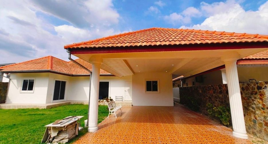 For rent 4 bedrooms house in Bang Lamung, Chonburi