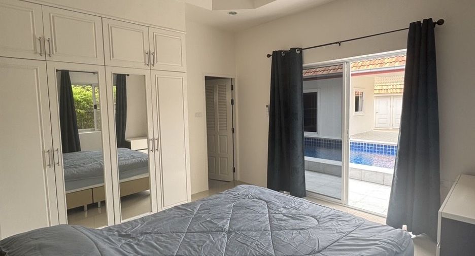 For rent 4 bedrooms house in Bang Lamung, Chonburi