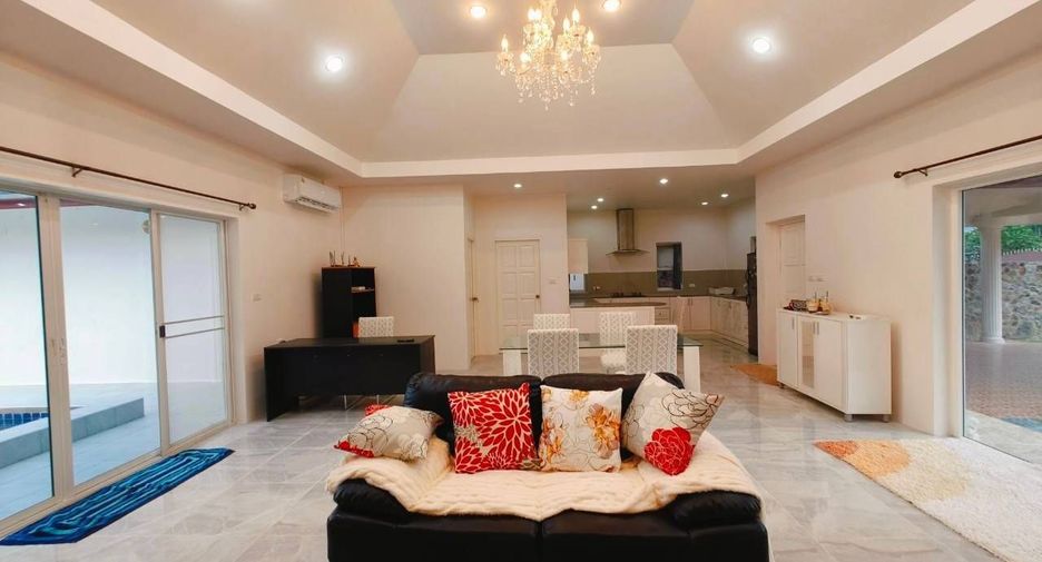 For rent 4 bedrooms house in Bang Lamung, Chonburi