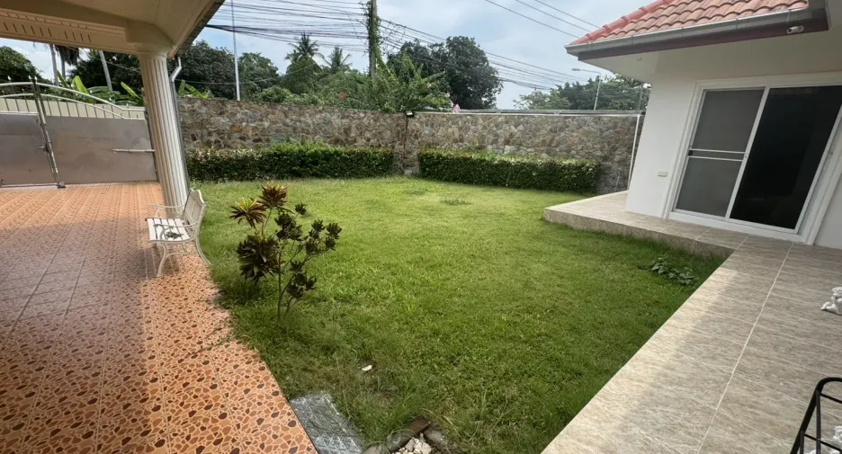 For rent 4 bedrooms house in Bang Lamung, Chonburi