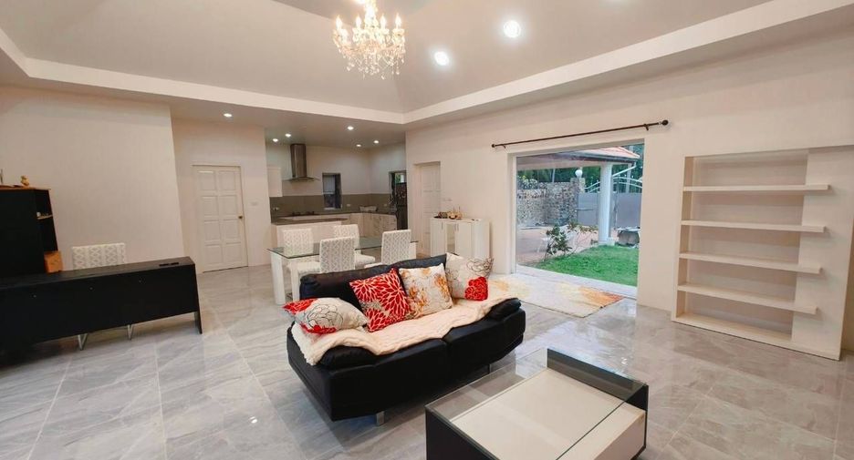 For rent 4 bedrooms house in Bang Lamung, Chonburi