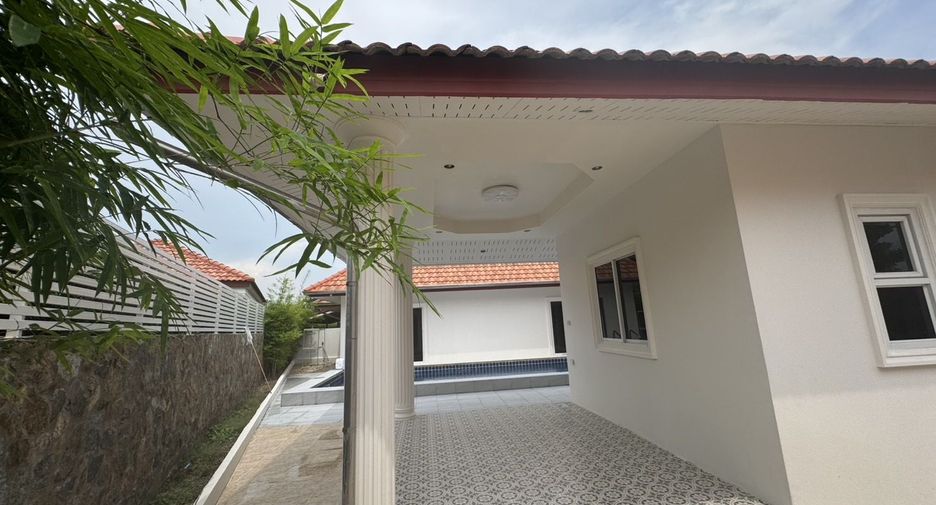 For rent 4 bedrooms house in Bang Lamung, Chonburi