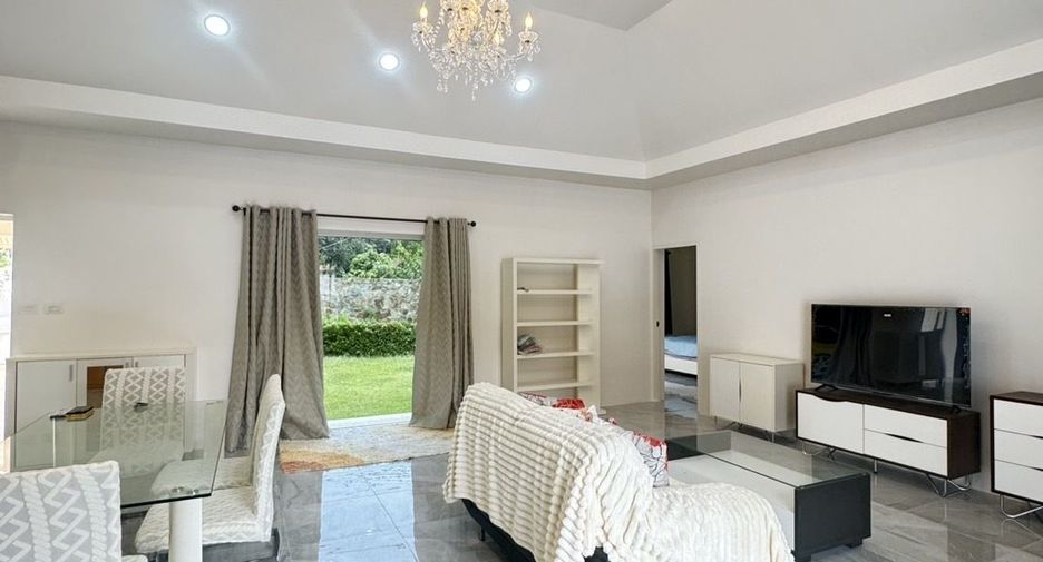 For rent 4 bedrooms house in Bang Lamung, Chonburi