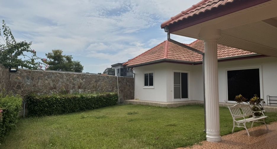 For rent 4 bedrooms house in Bang Lamung, Chonburi
