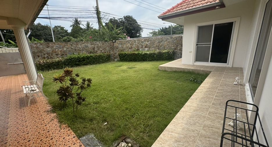 For rent 4 bedrooms house in Bang Lamung, Chonburi