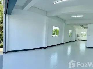 Casa adosada en alquiler de 3 habitaciones en Hang Dong, Chiang Mai
