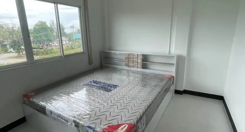 For rent 3 bedrooms townhouse in Hang Dong, Chiang Mai