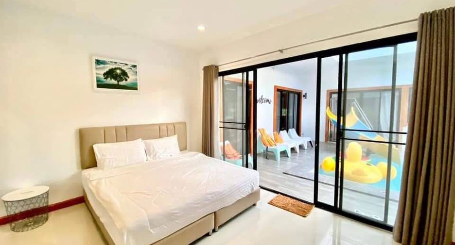 À vendre et à louer 4 chambres villa à Cha Am, Phetchaburi