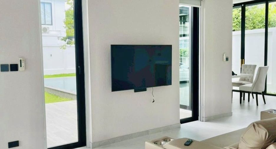 Villa en alquiler de 4 habitaciones en Mueang Chiang Mai, Chiang Mai