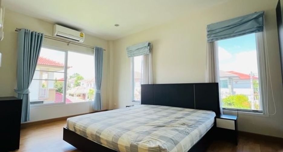 Casa en alquiler de 3 habitaciones en San Kamphaeng, Chiang Mai