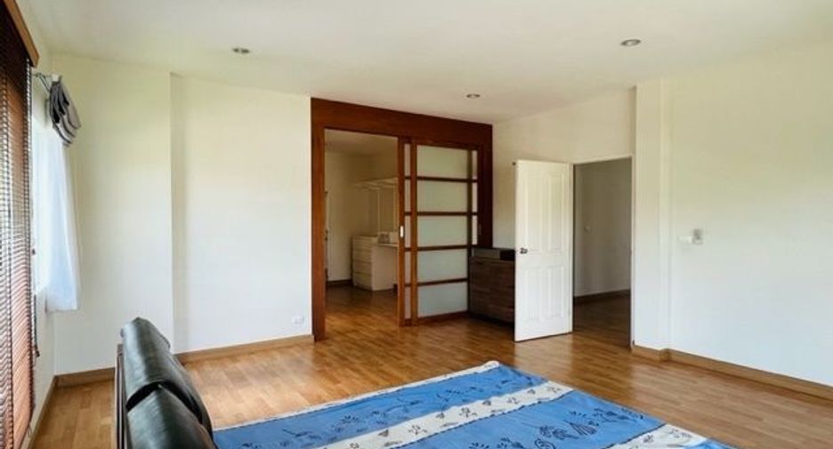 Casa en alquiler de 3 habitaciones en San Kamphaeng, Chiang Mai