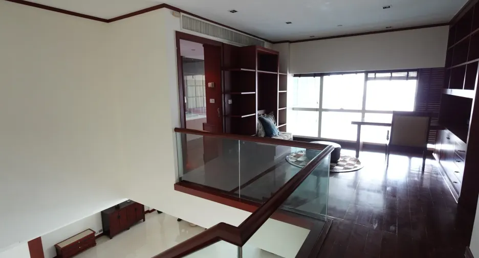 ขาย และ ให้เช่า 3 ห้องนอน คอนโด ใน คลองเตย, กรุงเทพฯ