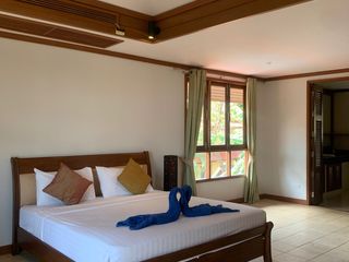 À louer 4 chambres villa à Ko Samui, Surat Thani