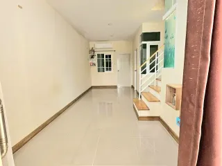 For sale 3 bedrooms townhouse in Mueang Chiang Rai, Chiang Rai