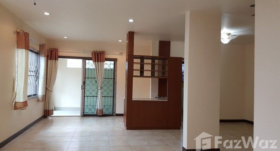 For rent 3 bedrooms house in San Sai, Chiang Mai