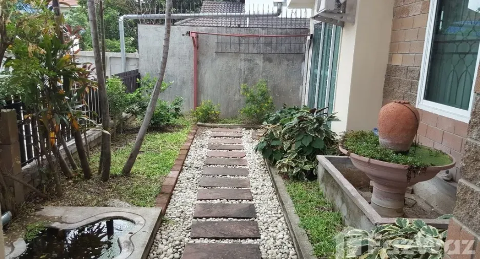 For rent 3 bedrooms house in San Sai, Chiang Mai