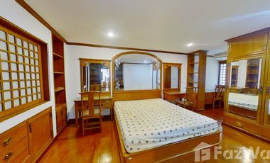 Condo en venta y en alquiler de 3 habitaciones en Watthana, Bangkok