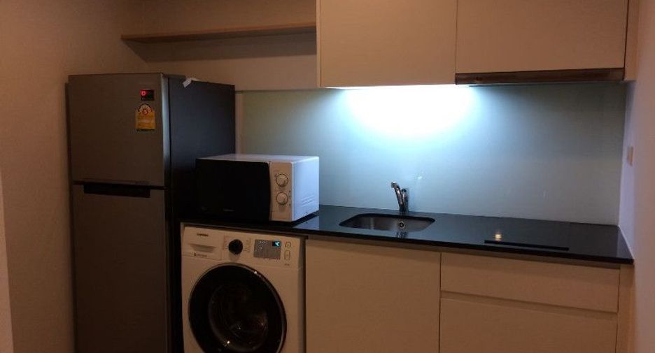 For sale 1 bed condo in Watthana, Bangkok