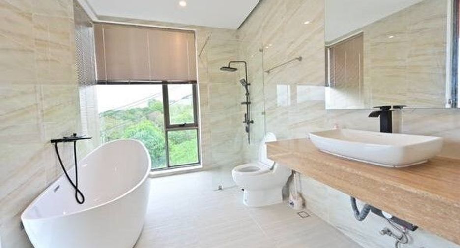 For rent 4 bedrooms villa in Ko Samui, Surat Thani
