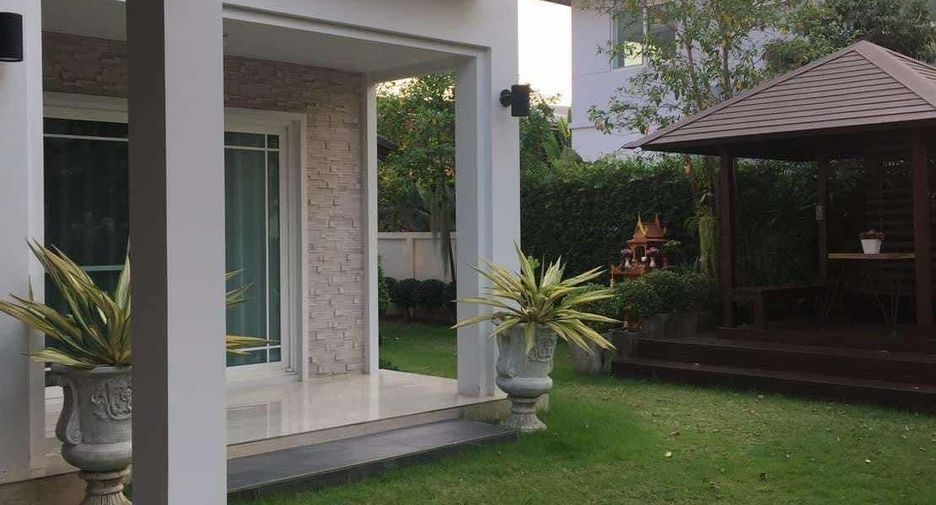 For sale 5 bedrooms house in Mueang Chiang Mai, Chiang Mai