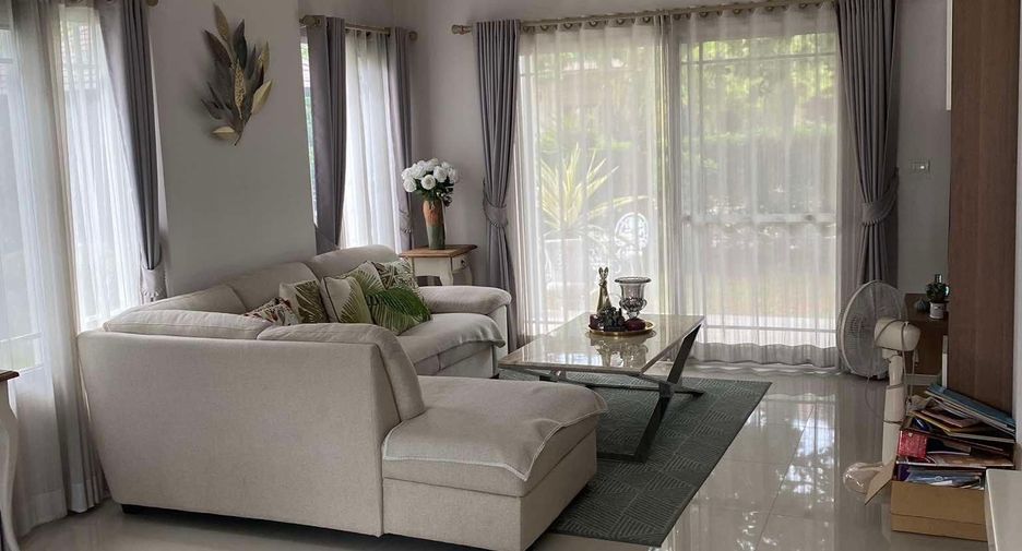 For sale 5 bedrooms house in Mueang Chiang Mai, Chiang Mai