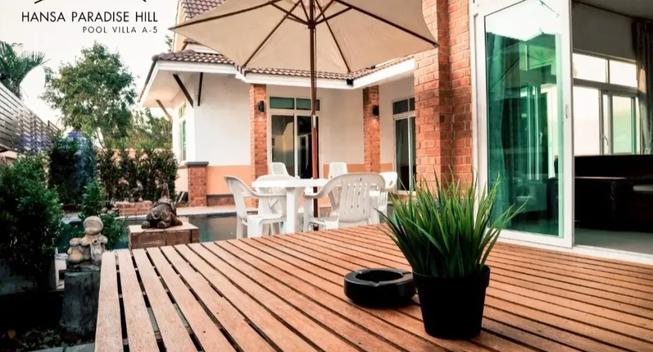 Villa en alquiler de 3 habitaciones en Bang Lamung, Chonburi
