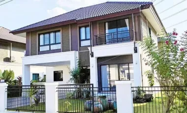 Haus zum Kauf mit 4 Zimmer in San Kamphaeng, Chiang Mai