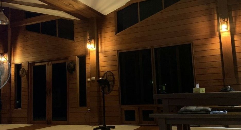 For sale 8 bedrooms house in Mae Taeng, Chiang Mai