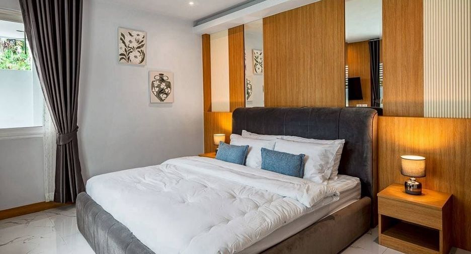 For sale 4 bedrooms house in Bang Lamung, Chonburi