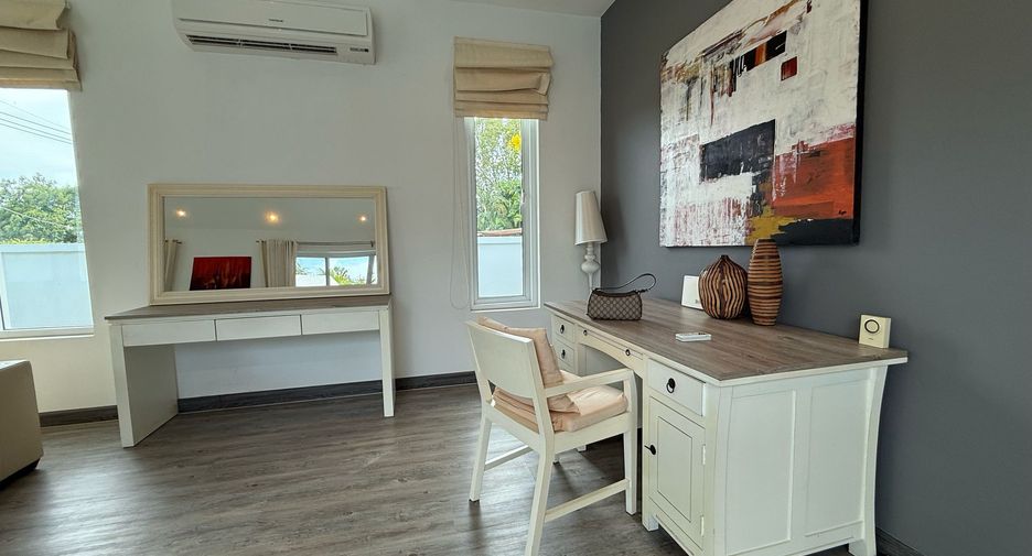 For sale 3 bedrooms villa in Hua Hin, Prachuap Khiri Khan