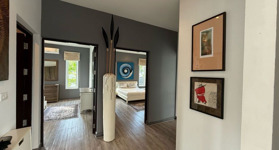 For sale 3 bedrooms villa in Hua Hin, Prachuap Khiri Khan