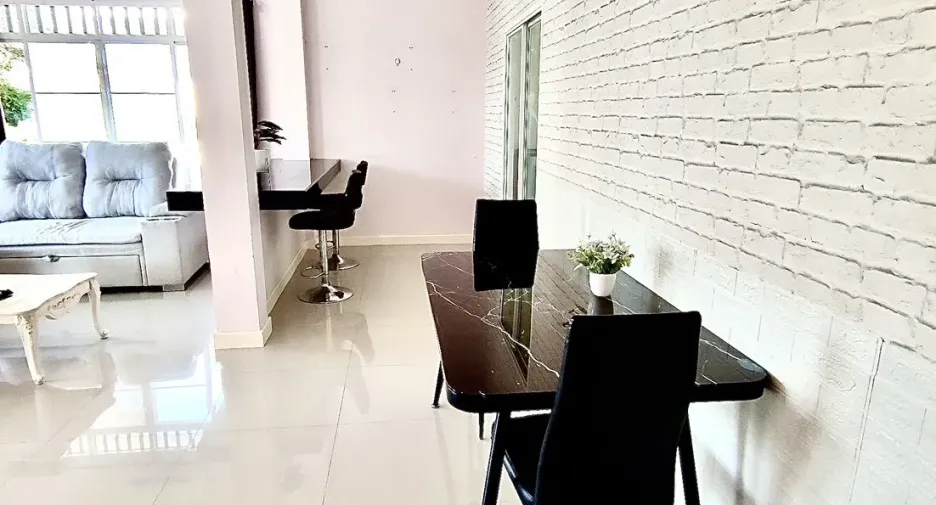 For rent 2 bedrooms house in San Kamphaeng, Chiang Mai