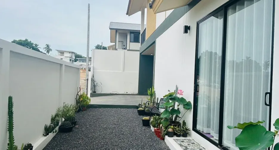 For rent 3 bedrooms house in Ko Samui, Surat Thani