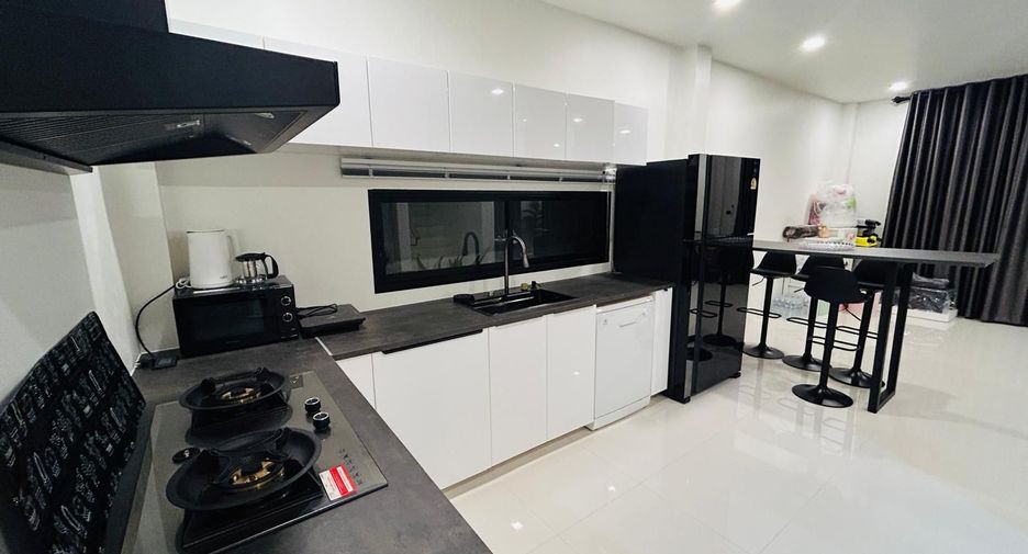 For rent 3 bedrooms house in Ko Samui, Surat Thani