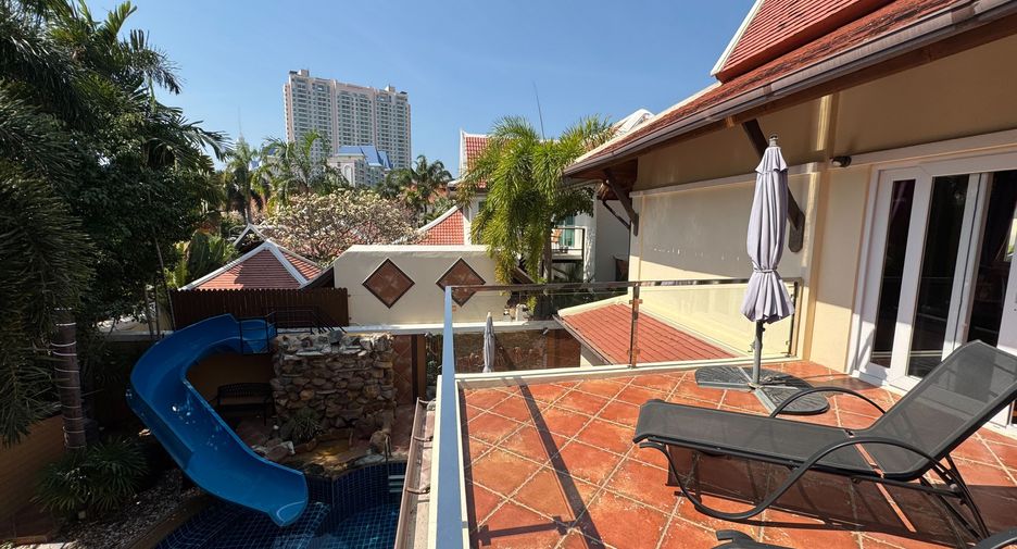 For sale 4 bedrooms house in Bang Lamung, Chonburi