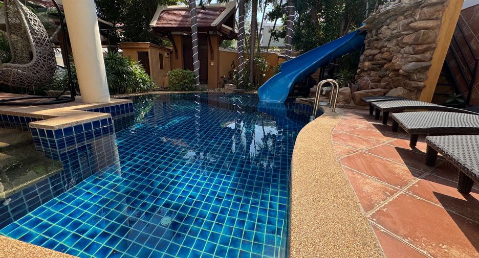 For sale 4 bedrooms house in Bang Lamung, Chonburi