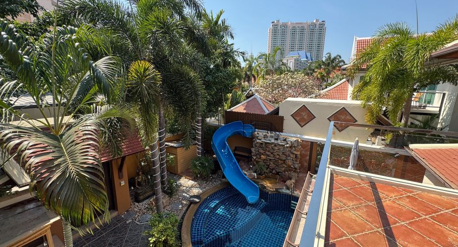 For sale 4 bedrooms house in Bang Lamung, Chonburi