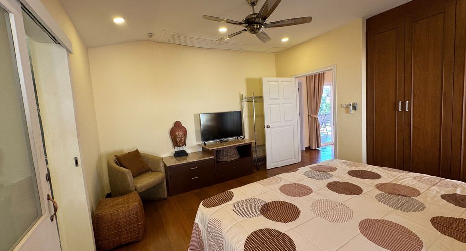 For sale 4 bedrooms house in Bang Lamung, Chonburi