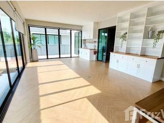 For sale 4 bedrooms house in San Pa Tong, Chiang Mai