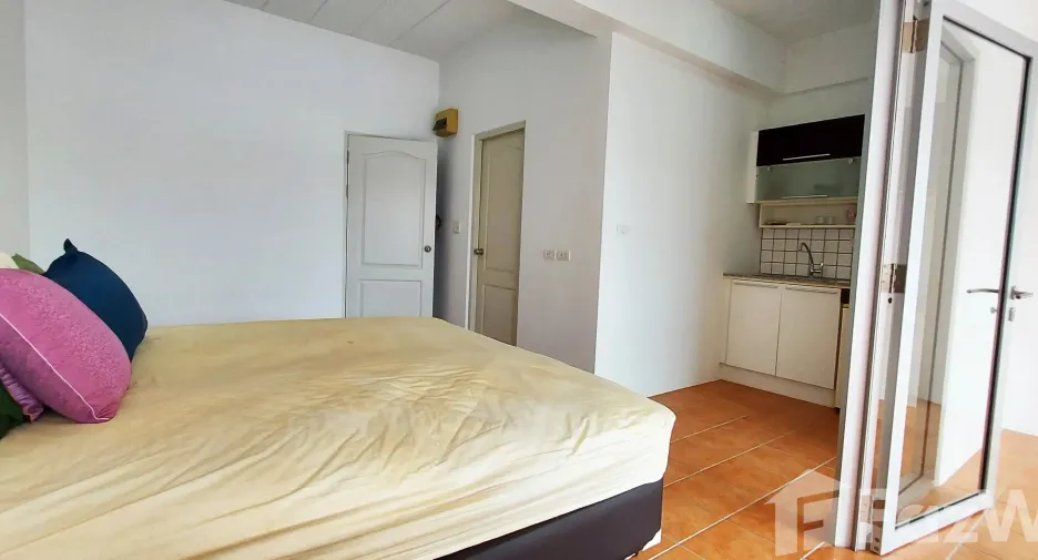 For sale studio condo in Klaeng, Rayong