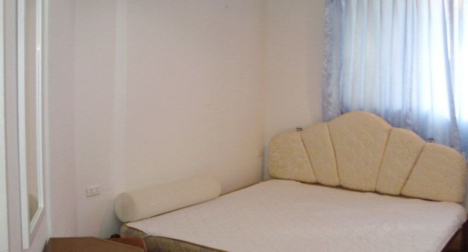 For sale and for rent 3 bedrooms condo in Watthana, Bangkok