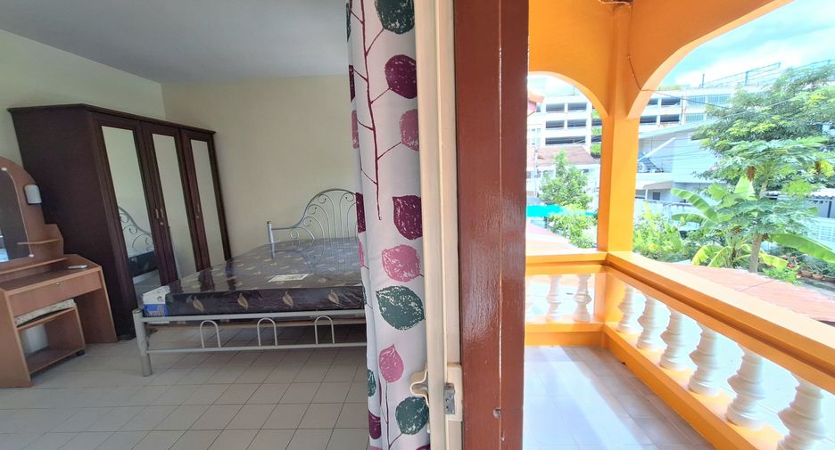 For rent 2 bedrooms townhouse in Hua Hin, Prachuap Khiri Khan