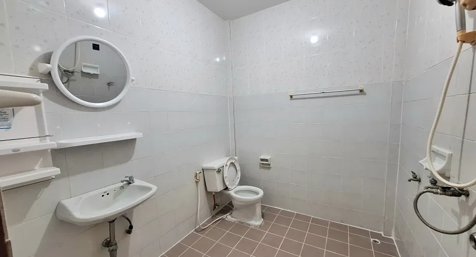For rent 2 bedrooms townhouse in Hua Hin, Prachuap Khiri Khan