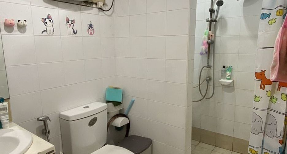 For sale 3 bedrooms townhouse in Bang Phli, Samut Prakan